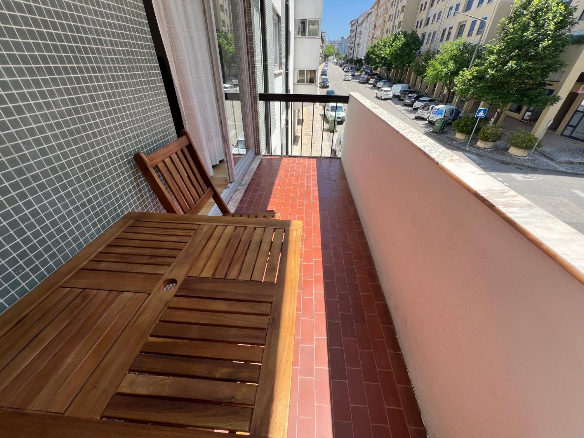 Ambiente Moderno Com Bom Gosto Apartment Coimbra Exterior photo